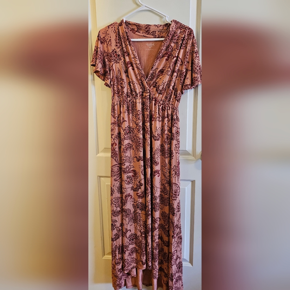 Floral maternity maxi dress size medium